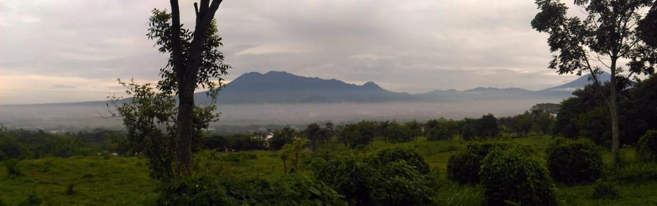 Villa Malang Puncak Buring Extérieur photo